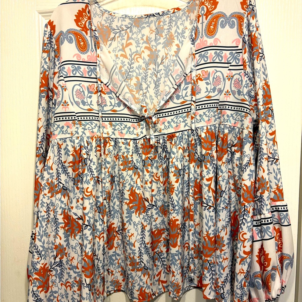 🌻 Perfect 🪻 for 🌼 Spring ☘️ Babydoll Blouse